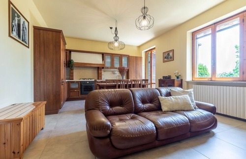 Urbisaglia House | Wonderful private villa for 7 guests with private pool, WIFI, TV, patio and panoramic view