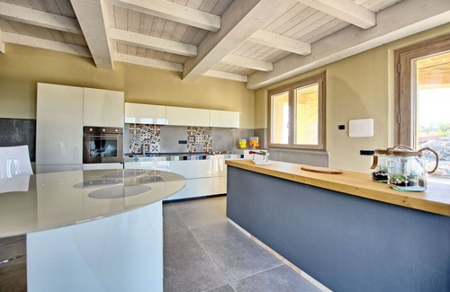 Peccioli Villa | Wonderful private villa for 12 people with A/C, WIFI, private pool, TV, patio and panoramic view