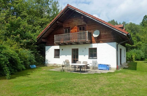 Witzmannsberg House | Wonderful private villa for 6 guests with WIFI, TV and terrace