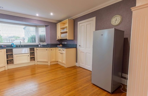 South Galson Villa | Wonderful private villa for 10 people with WIFI and TV