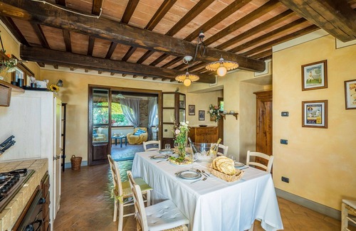 Montaione Villa | Wonderful private villa with WIFI, private pool, A/C, hot tub, TV, balcony, close to San Gimignano