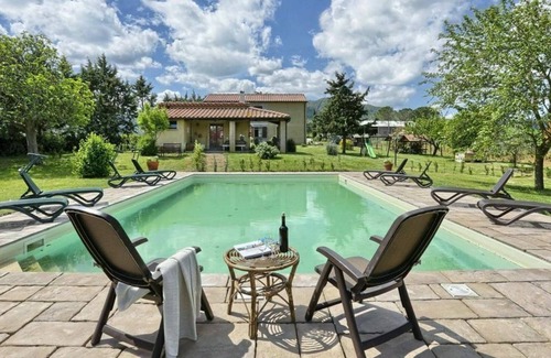 Pomarance Villa | Wonderful private villa for 20 people with private pool, WIFI, TV, terrace and panoramic view