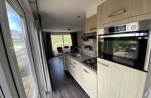 Dordtse Biesbosch House | Wonderful private villa for 4 guests with WIFI, TV and terrace