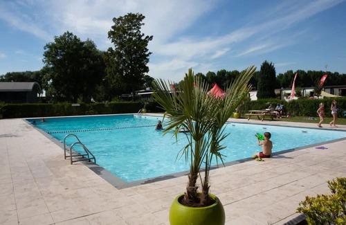 Dordtse Biesbosch House | Wonderful private villa for 4 guests with WIFI, TV and terrace