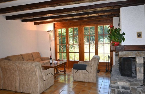 Ovronnaz House | Wonderful private villa for 6 guests with WIFI, TV and terrace