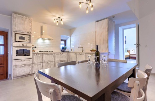 Jadreski House | Wonderful private villa for 6 people with private pool, WIFI, A/C, TV, terrace and pets allowed
