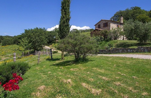 Scansano House | Wonderful private villa with WIFI, private pool, TV, patio, pets allowed, panoramic view and par...