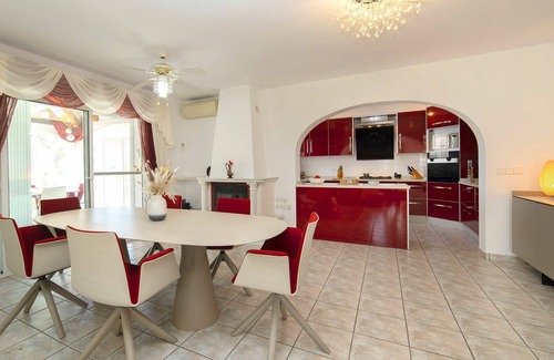 La Empedrola Villa | Wonderful private villa for 8 people with private pool, WIFI, A/C, TV and terrace