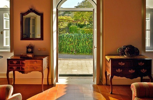 Gondufe Villa | Wonderful private villa for 10 guests with pool, WIFI, TV and terrace