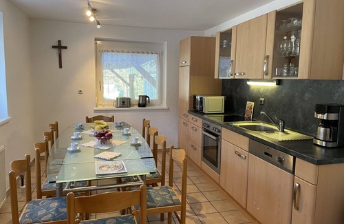 Angerberg House | Wonderful private villa for 10 people with TV, terrace and pets allowed