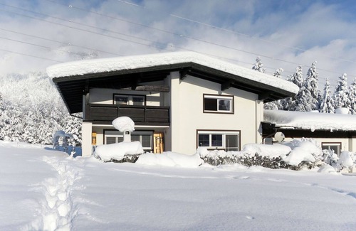 Angerberg House | Wonderful private villa for 10 people with TV, terrace and pets allowed