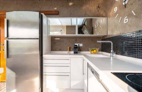 Reus Villa | Wonderful private villa for 8 guests with A/C, private pool, hot tub, WIFI, TV and patio