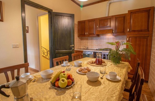 Casenuove Villa | Wonderful private villa with A/C, private pool, WIFI, TV, patio, pets allowed and panoramic view