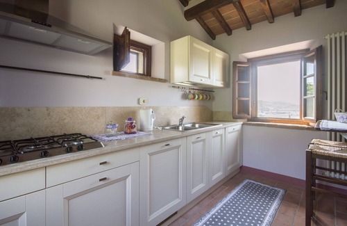 Camucia Villa | Wonderful private villa for 13 guests with private pool, A/C, WIFI, TV, terrace and panoramic view