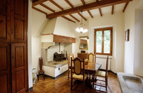 Porrena Villa | Wonderful private villa with WIFI, private pool, TV, patio, pets allowed and panoramic view
