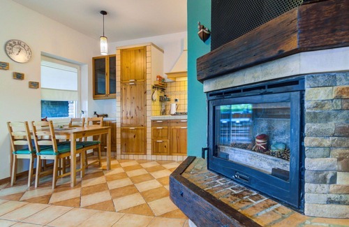 Vratarusa House | Wonderful private villa with private pool, hot tub, A/C, WIFI, TV, terrace and panoramic view