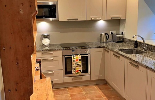 Great Broughton House | Wonderful villa for 4 people with WIFI, TV and terrace