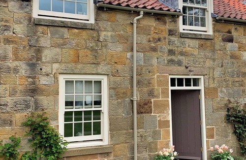 Great Broughton House | Wonderful villa for 4 people with WIFI, TV and terrace