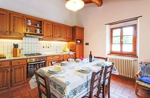 Torsoli House | Wonderful villa for 12 people with private pool, WIFI, TV, balcony, pets allowed and panoramic .