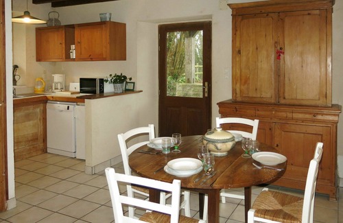Sainte-Marie-du-Mont Villa | Wonderful villa for 4 guests with WIFI, TV, terrace and pets allowed