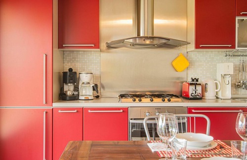 Domaso House | Wonderful villa for 4 guests with WIFI, hot tub, A/C, TV, terrace and pets allowed