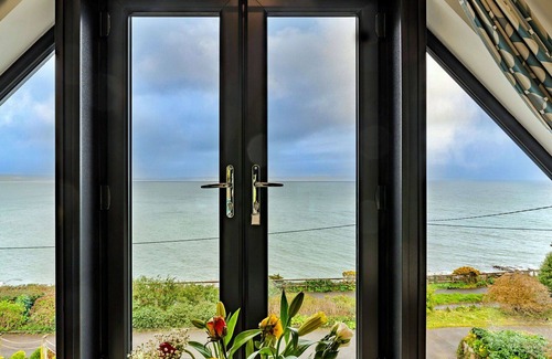 Mousehole House | Wonderful villa for 8 people with WIFI and terrace