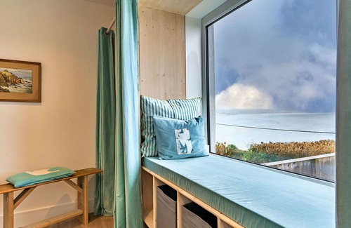 Mousehole House | Wonderful villa for 8 people with WIFI and terrace