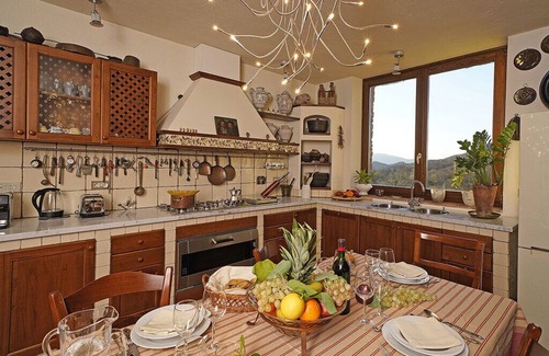 Groppoli House | Wonderful Villa With Private Pool in 20 min by Cinque Terre