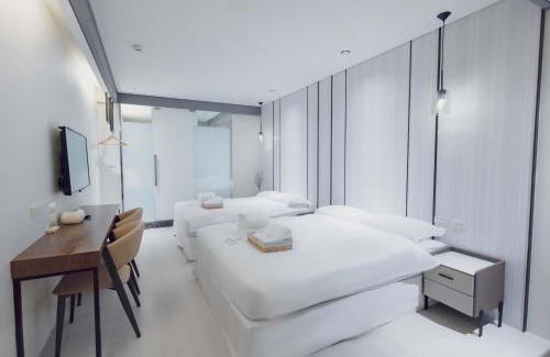 Zhongzheng Hotel | Wondertime Taipei Station - Chongqing Inn