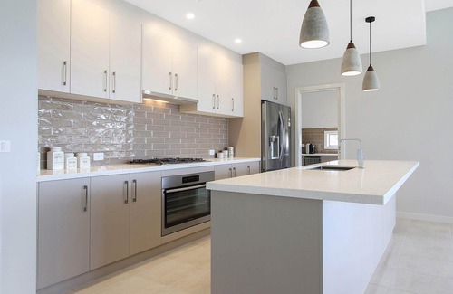 Yarrawonga House | Woodbine Waters - Four Bedroom House, Sleeps 10