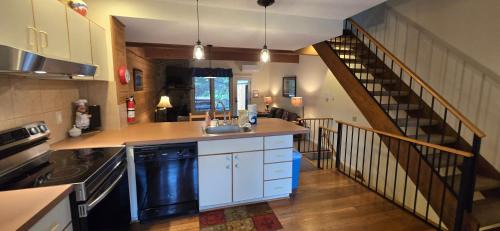 McHenry Villa | Wooded Wonder-2 Bedroom Ski-in and out with Hot Tub