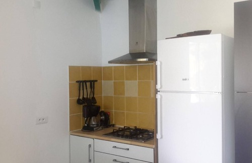 Bas Vent House | Wooden bungalow, 3 bedrooms, sea view, private jacuzzi