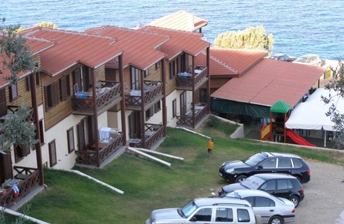 Kymi-Aliveri Apartment | Wooden Nest