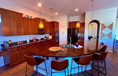 Estrella Mountain Ranch House | WoodHaven, Amazing Interior, Stunning Backyard, Combined Pool & Spa 11 x 20 Feet