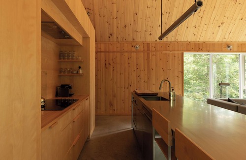 Rawdon Ski Chalet | Woodland Chalet Spa Sauna Trails & Lake Firepit