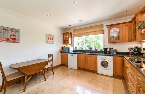 Petworth Cottage | Woodland Cottage by inspirestays.com - a cottage that sleeps 2 guests in 1 bedroom