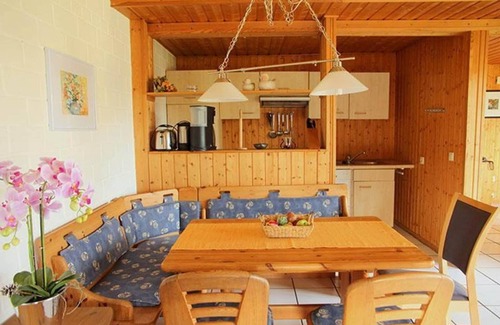 Mirow House | Woodland Escape in Feldberg