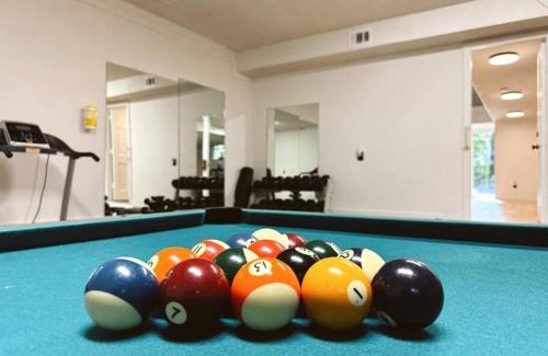 St. Augustine House | Woodland Reserve - Mini Golf, Home-Gym, and More! Only 10 Minutes from Downtown