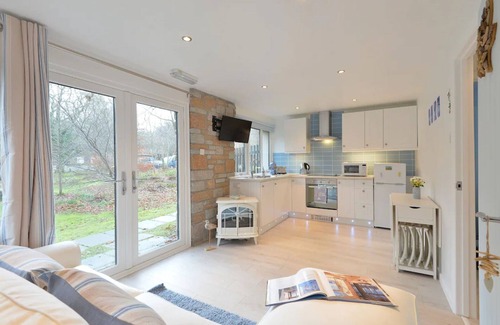 Lelant House | WOODLAND RETREAT - Summer school holiday dates still available.