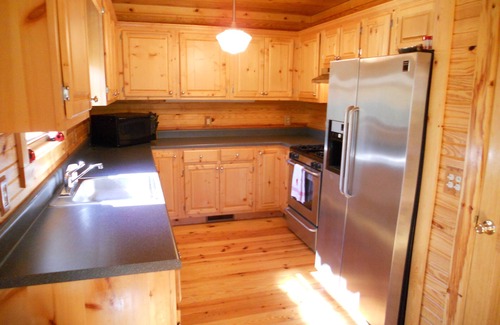 Leitchfield Cabin | Woodland secluded cabin on 7 acres, with private dock and kayaks