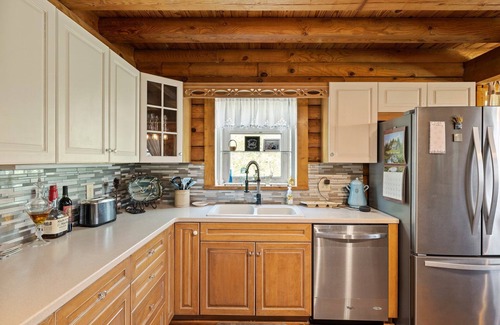 Wolf Laurel Cabin | Woodsong at Wolf Laurel Resort - newly renovated cabin