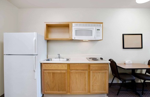 Broadmoor Hotel | WoodSpring Suites Baton Rouge East I-12