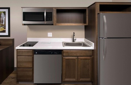 Barclay-Kingston Hotel | WoodSpring Suites Cherry Hill