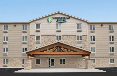 Merrillville Hotel | WoodSpring Suites Merrillville