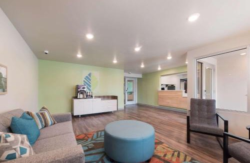 Bensalem Hotel | WoodSpring Suites Philadelphia Northeast