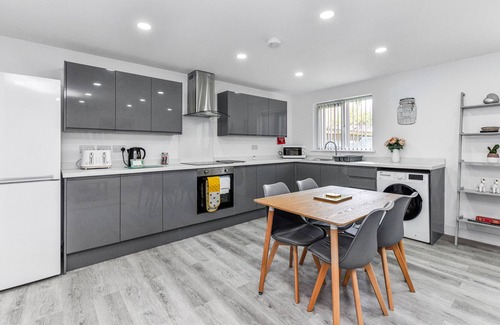 Hucknall Apartment | Woodstock House Flat 3 - Cosy 2BR Flat in Hucknall