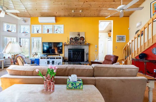 Woodstock House | Woodstock Secluded Close to Town