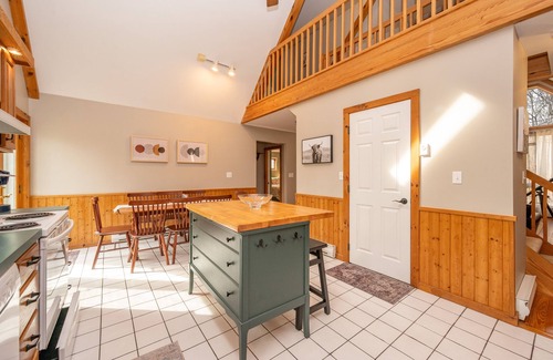 Sky Valley House | Woodsy Escape w/Porch, Games & Fireplace