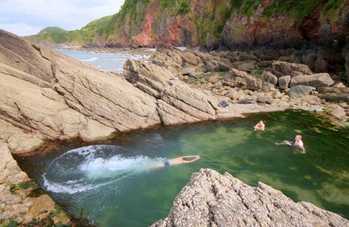 Hele Apartment | WOODY BAY FALLING WATER | 2 Bedrooms | Stunning Ocean Views | Heart of Exmoor