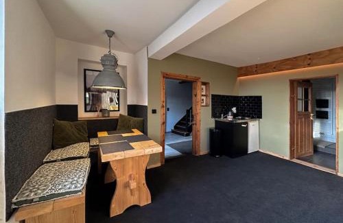 Buttelstedt Apartment | Woody Cabin